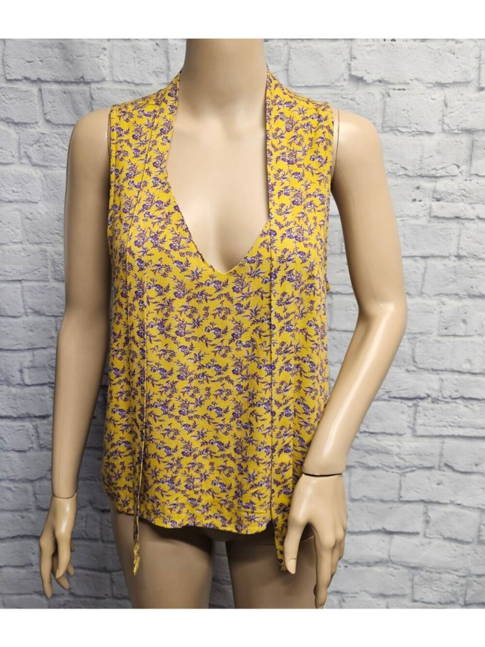 BLEUH CIEL M MUSTARD YELLOW PURPLE FLORAL SELF TIE V-NECK WOVEN TANK TOP